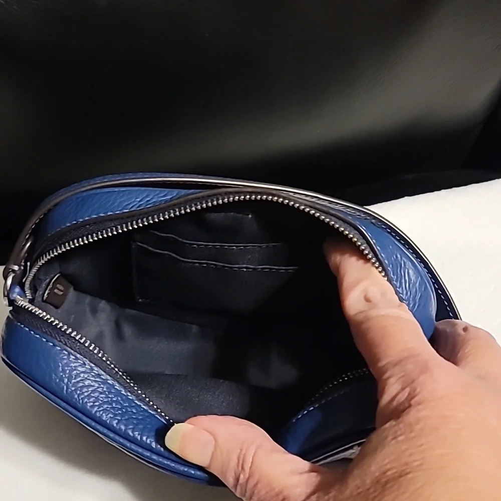 Coach Jamie Wristlet Pouch W/ Belt And Hangtag Embossing NWT - Picture 4 of 5